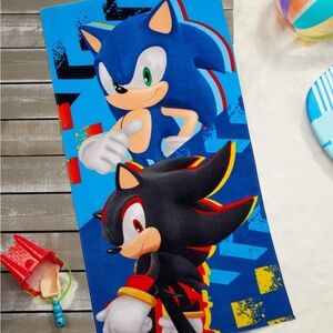 Sonic the Hedgehog Beach Towel Sonic & Shadow  28 x 58 Super Soft Sega Summer